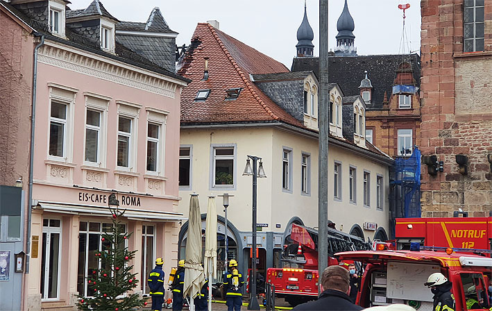201211 feuer03